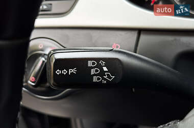 Седан Audi A4 2008 в  фото 24 Седан Audi A4 2008 в