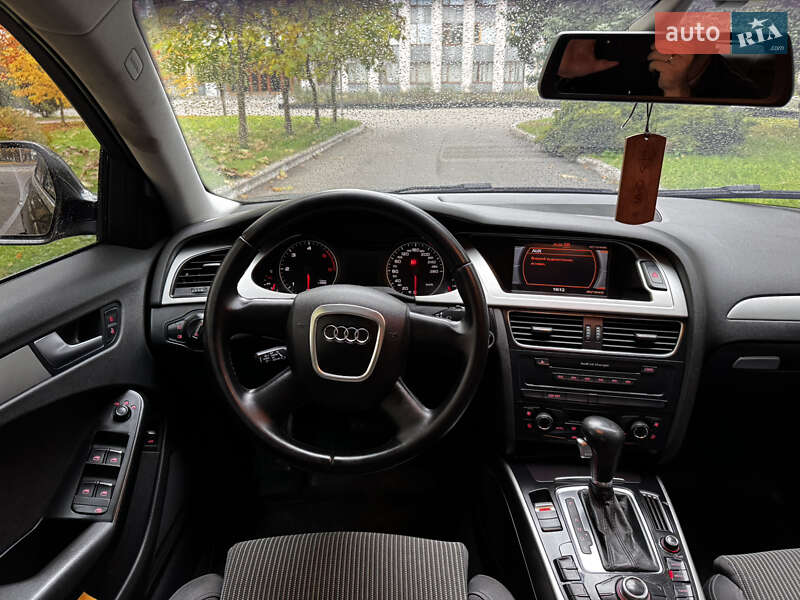 Седан Audi A4 2008 в Чернігові