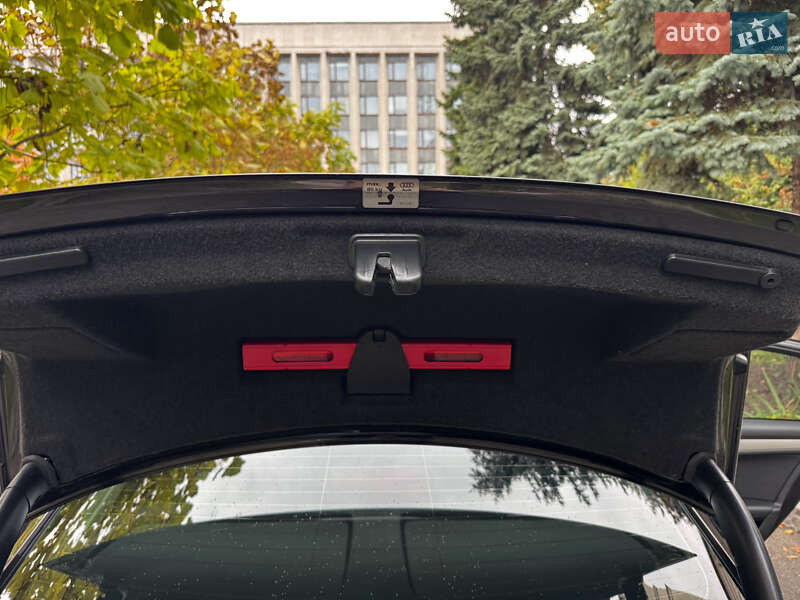 Седан Audi A4 2008 в Чернігові
