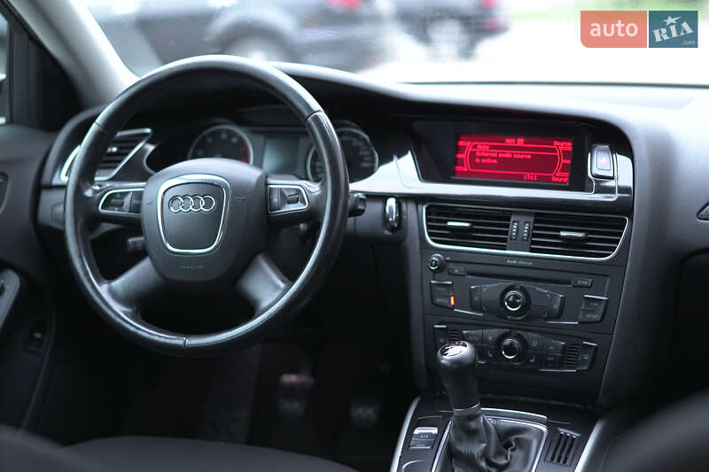 Седан Audi A4 2010 в Дубні фото 17 Седан Audi A4 2010 в Дубні