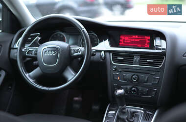 Седан Audi A4 2010 в 