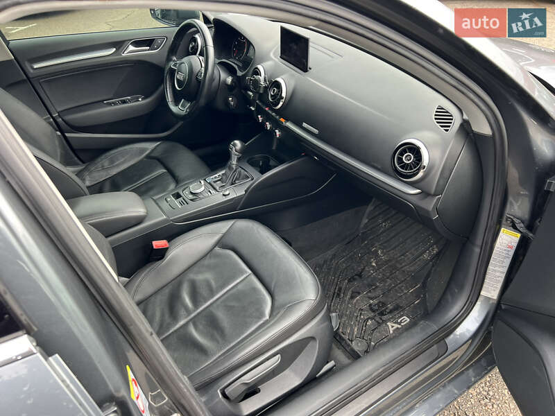 Седан Audi A4 2014 в Києві фото 4 Седан Audi A4 2014 в Києві