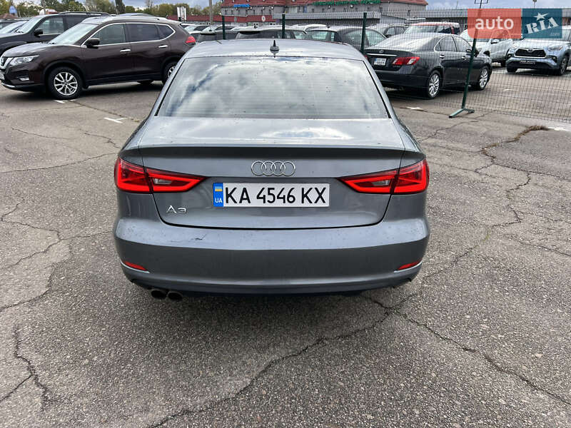 Седан Audi A4 2014 в Києві фото 10 Седан Audi A4 2014 в Києві