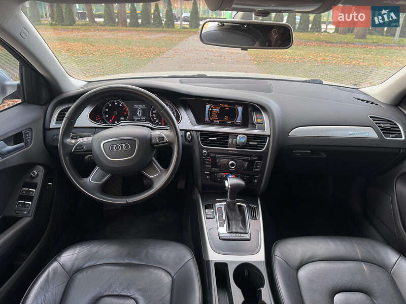 Седан Audi A4 2014 в Харкові