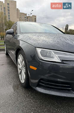 Седан Audi A4 2016 в 