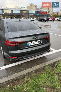 Седан Audi A4 2016 в 