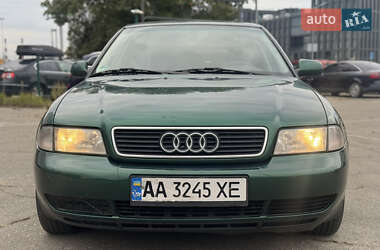 Седан Audi A4 1997 в 