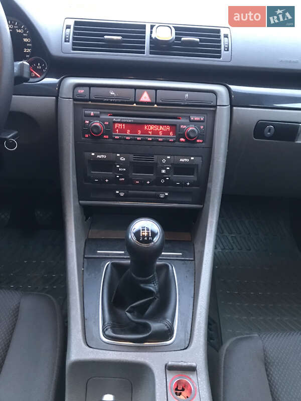 Седан Audi A4 2002 в Корсуне-Шевченковском