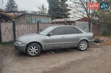 Седан Audi A4 1997 в 