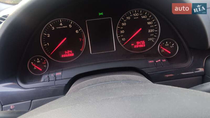 Універсал Audi A4 2002 в Чорткові
