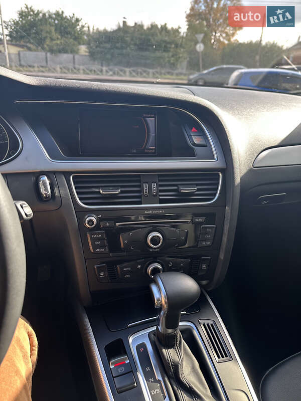 Седан Audi A4 2013 в Кропивницькому