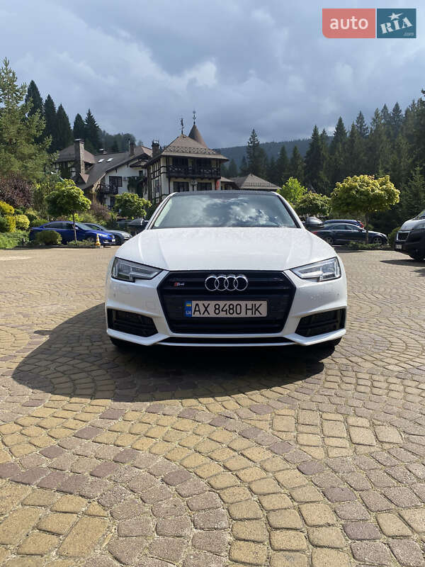 Audi A4 2016