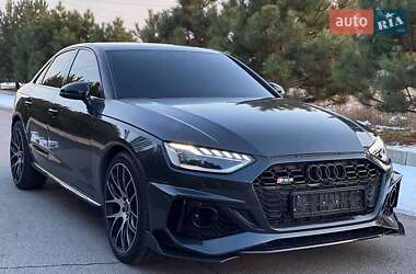 Седан Audi A4 2020 в Львові