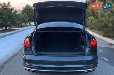Седан Audi A4 2020 в  фото 14 Седан Audi A4 2020 в