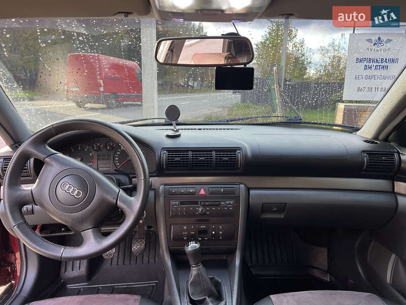 Седан Audi A4 1999 в Хмельницькому