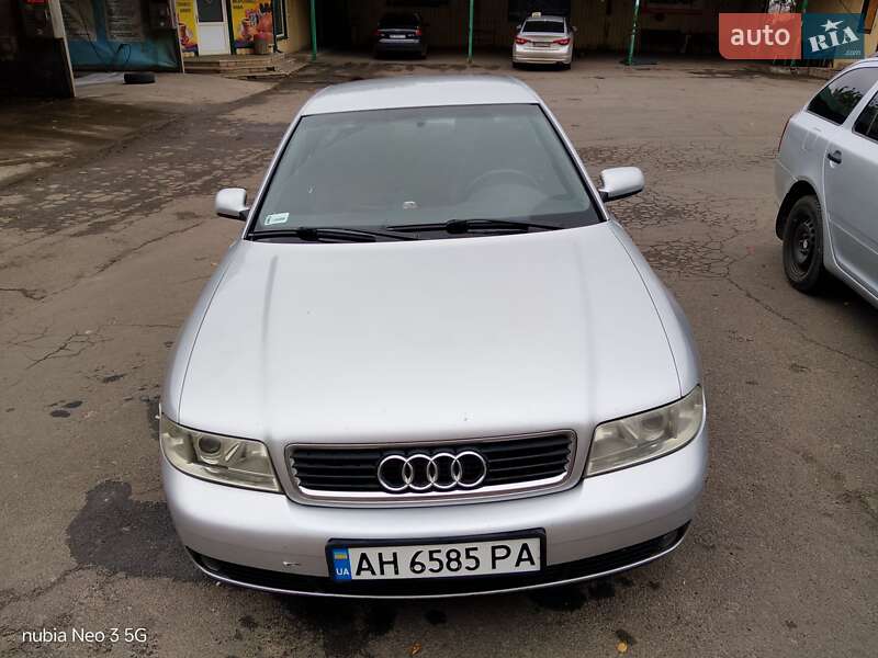 Седан Audi A4 2000 в Слов'янську
