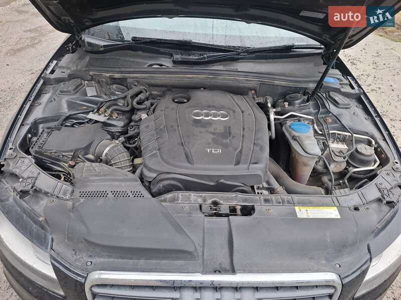 Универсал Audi A4 2011 в Киеве