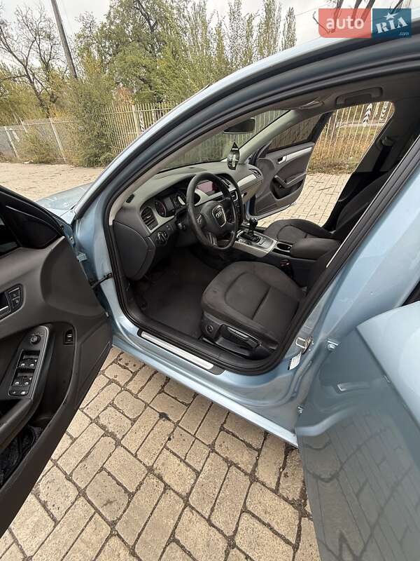 Седан Audi A4 2008 в Краматорске