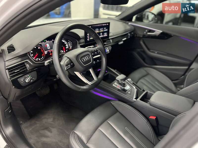 Седан Audi A4 2024 в Полтаві