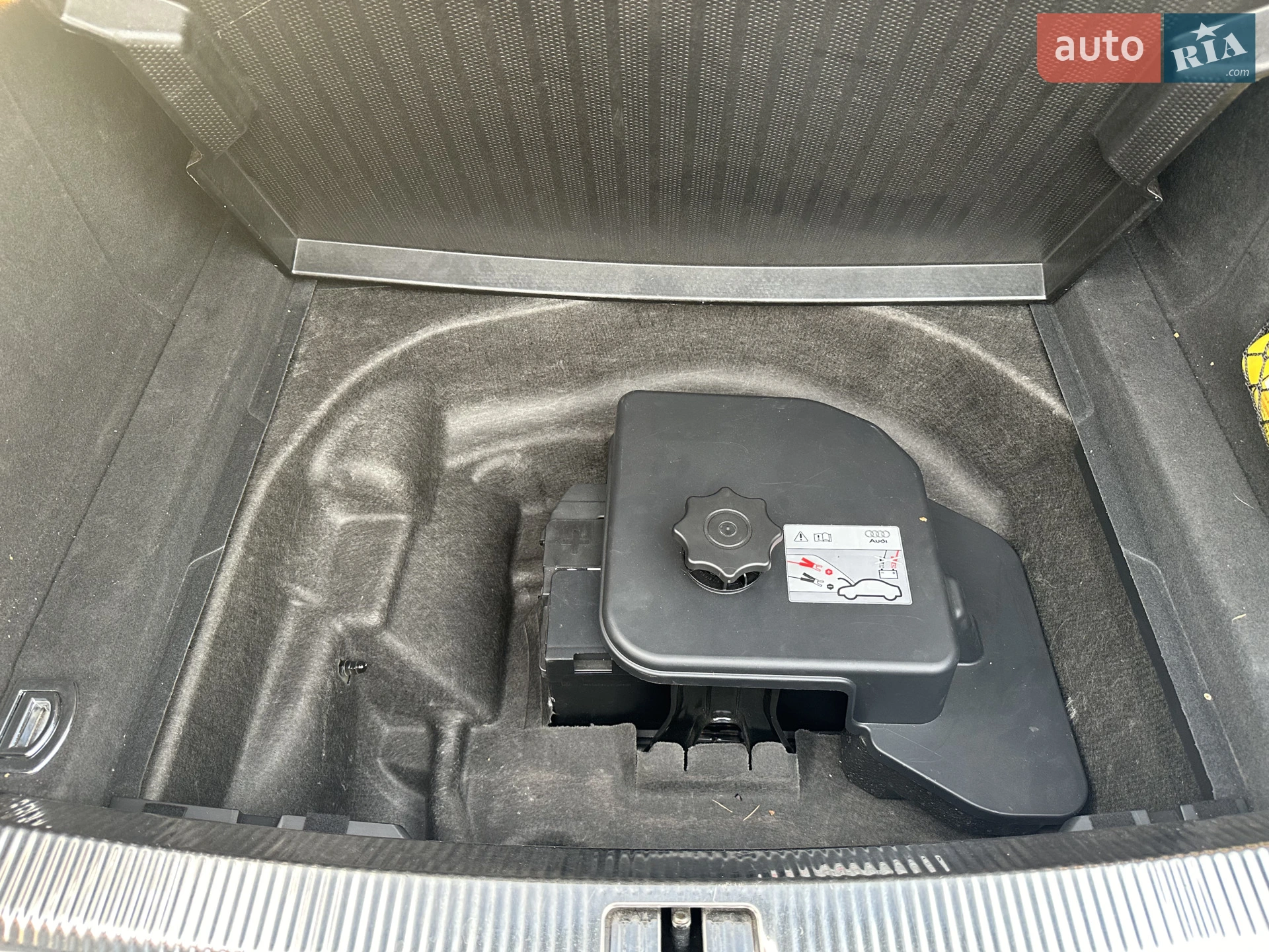 2012 Audi A4 - мініатюра 10