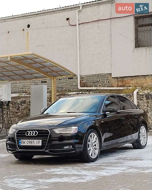 Audi A4 2014