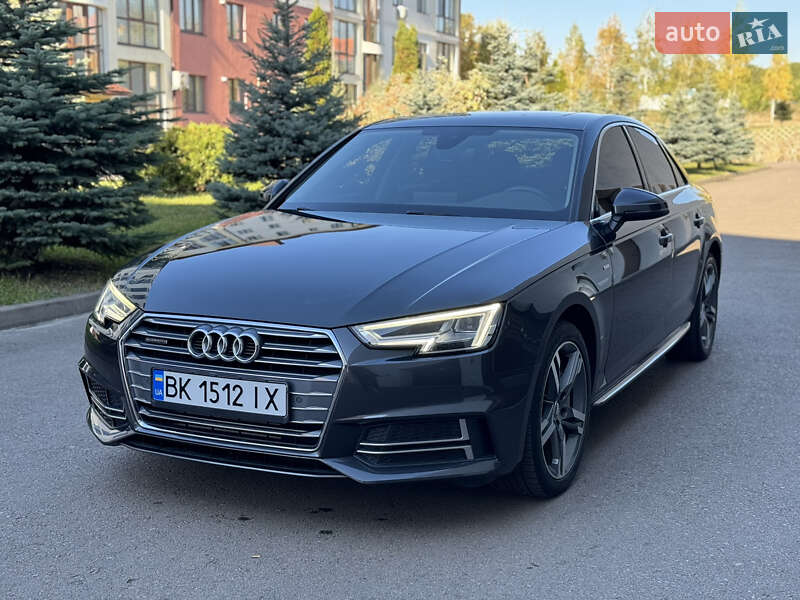 Седан Audi A4 2018 в Ровно