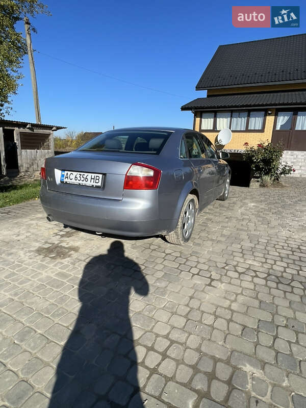 Седан Audi A4 2004 в Луцьку