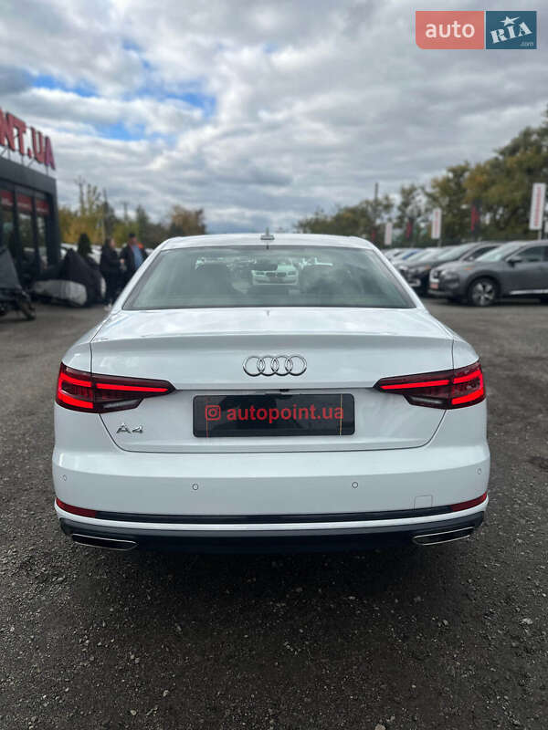 Седан Audi A4 2019 в Білогородці