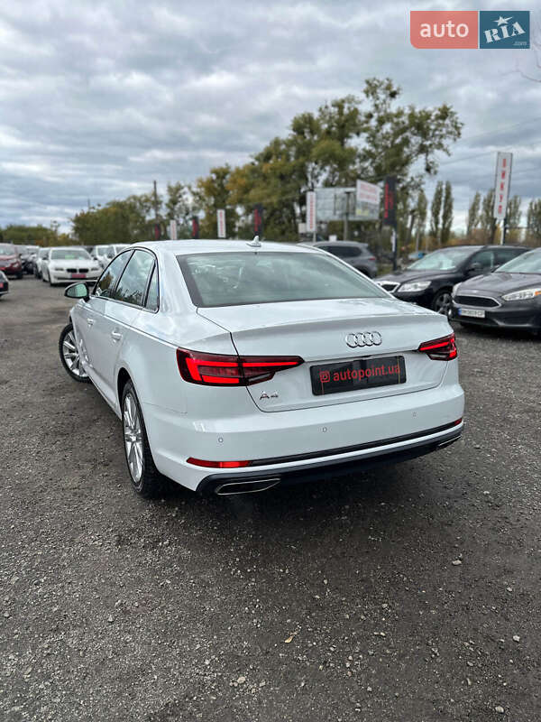 Седан Audi A4 2019 в Білогородці