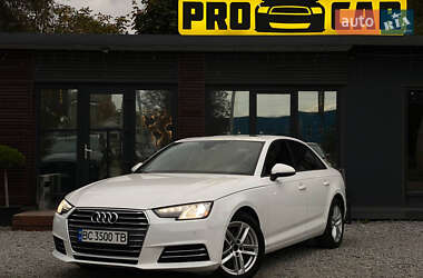 Седан Audi A4 2016 в Львові