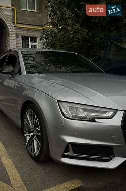 Седан Audi A4 2017 в 