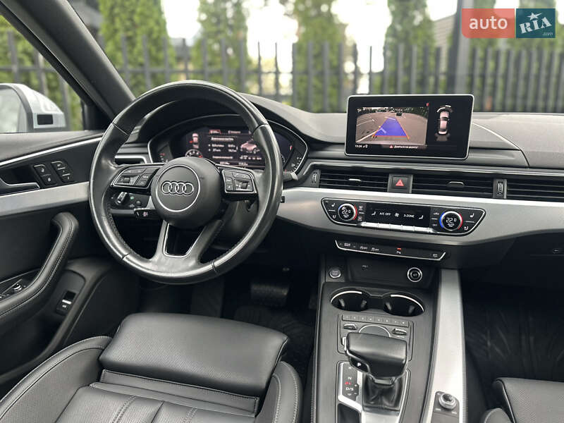 Седан Audi A4 2018 в Киеве