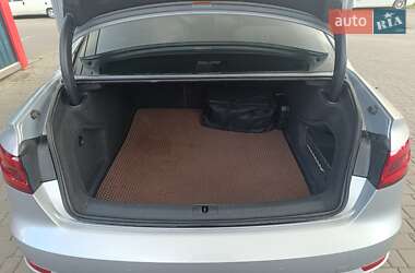 Седан Audi A4 2018 в 