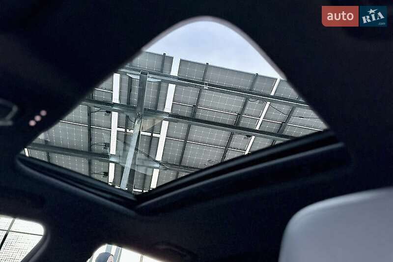 Седан Audi A4 2017 в Львові