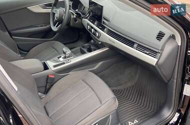 Седан Audi A4 2021 в Хмельницком