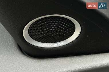 Седан Audi A4 2011 в  фото 26 Седан Audi A4 2011 в