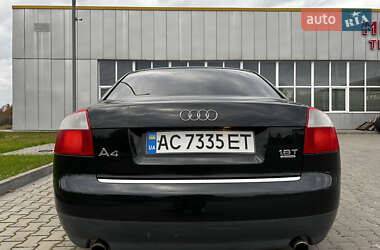 Седан Audi A4 2003 в  фото 31 Седан Audi A4 2003 в