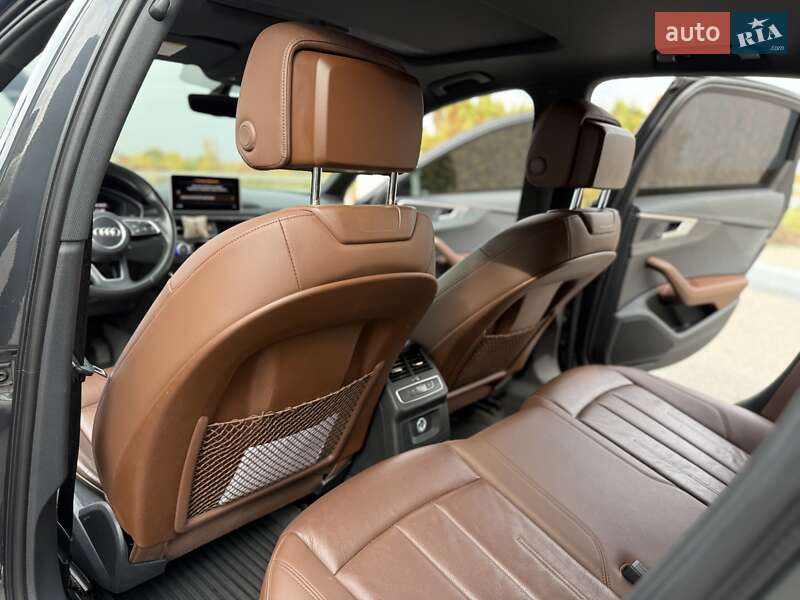 Седан Audi A4 2017 в Днепре