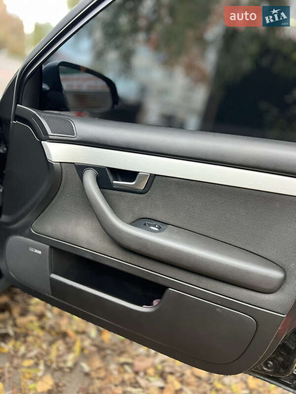 Универсал Audi A4 2006 в Киеве