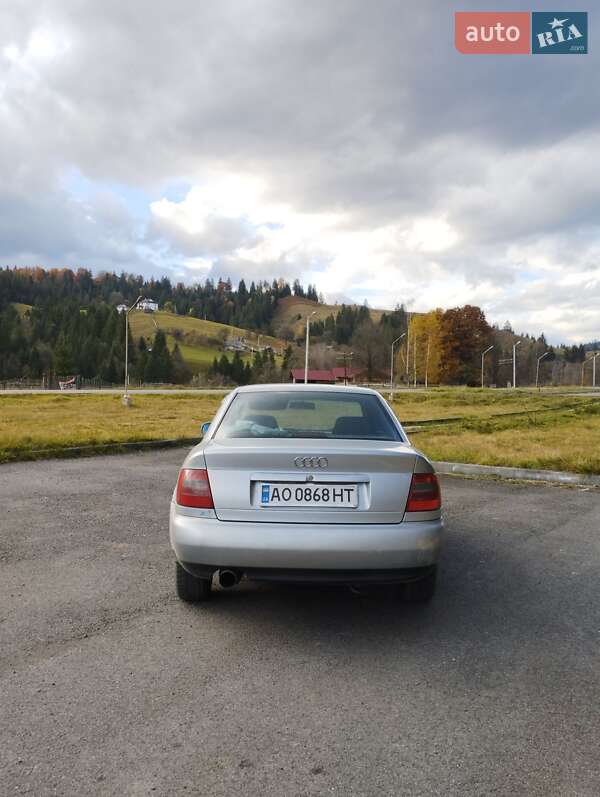 Седан Audi A4 1996 в Верховині фото 6 Седан Audi A4 1996 в Верховині