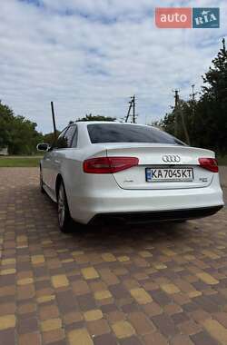 Седан Audi A4 2013 в 