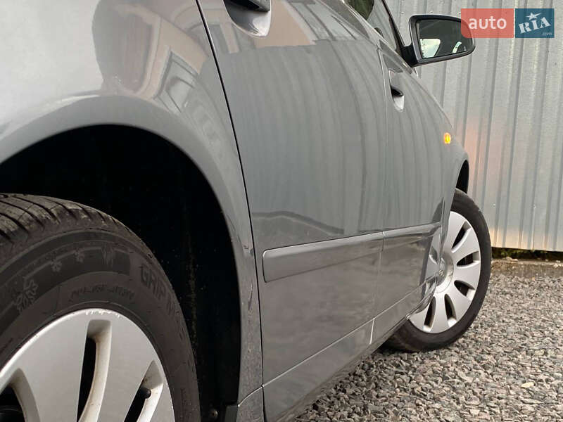 Седан Audi A4 2005 в Самборе фото 49 Седан Audi A4 2005 в Самборе