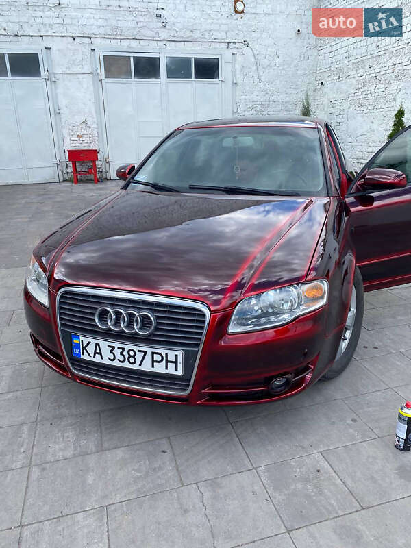 Седан Audi A4 2005 в Киеве
