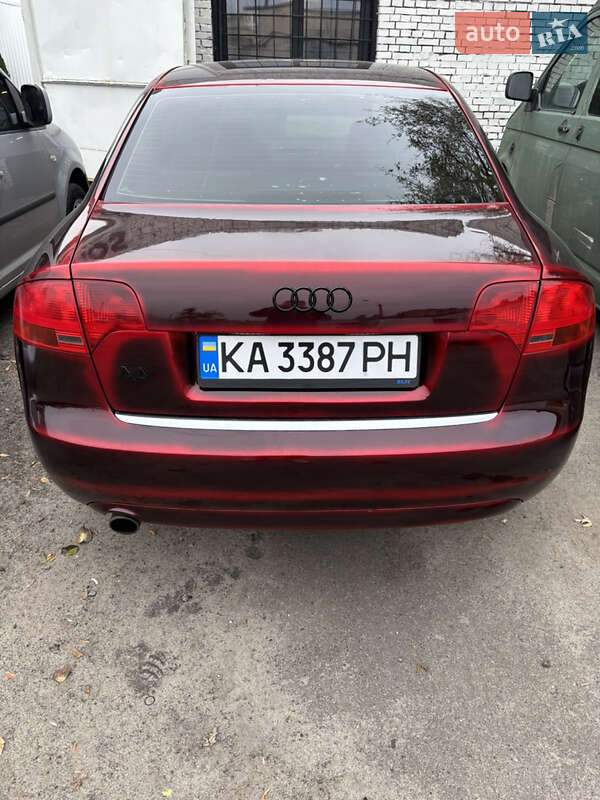 Седан Audi A4 2005 в Киеве