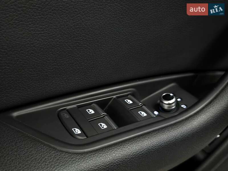 Седан Audi A4 2019 в Миколаєві