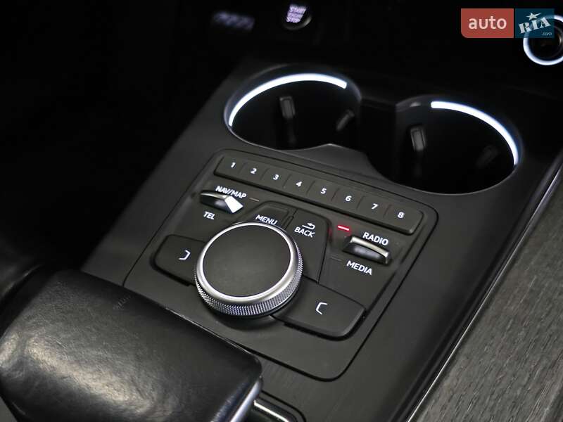 Седан Audi A4 2019 в Миколаєві