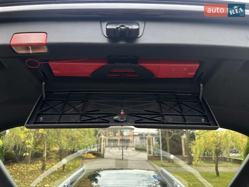 Универсал Audi A4 2004 в Сарнах