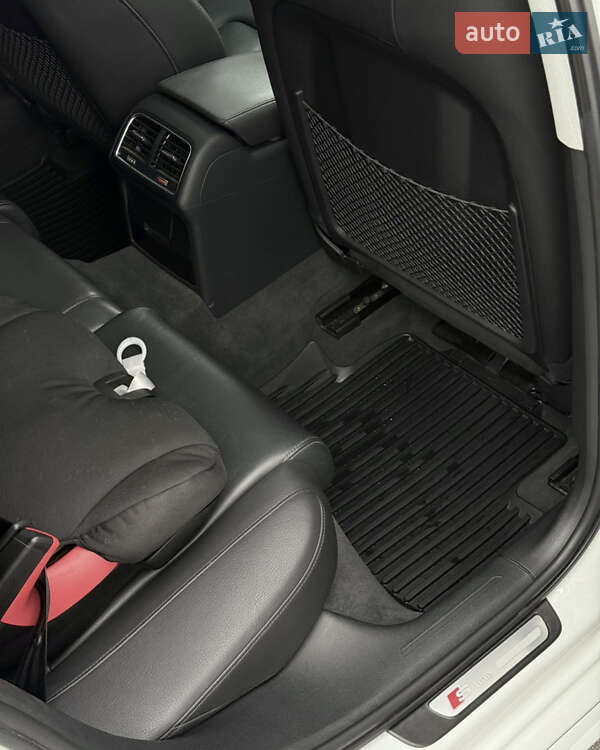 Седан Audi A4 2015 в Львові фото 14 Седан Audi A4 2015 в Львові