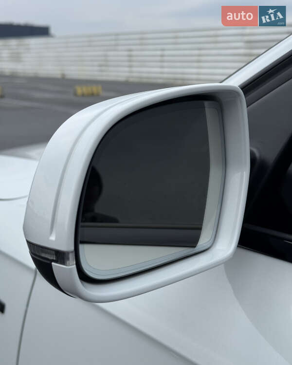 Седан Audi A4 2015 в Львові фото 45 Седан Audi A4 2015 в Львові