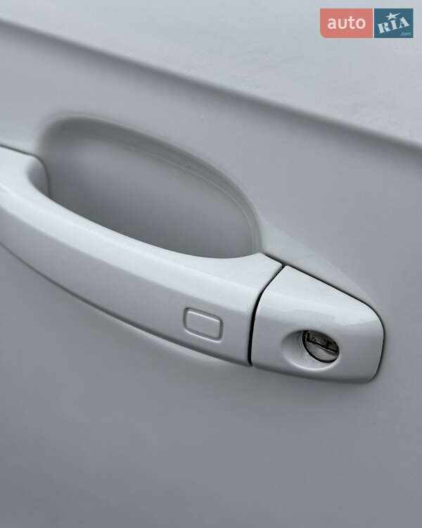 Седан Audi A4 2015 в Львові фото 47 Седан Audi A4 2015 в Львові